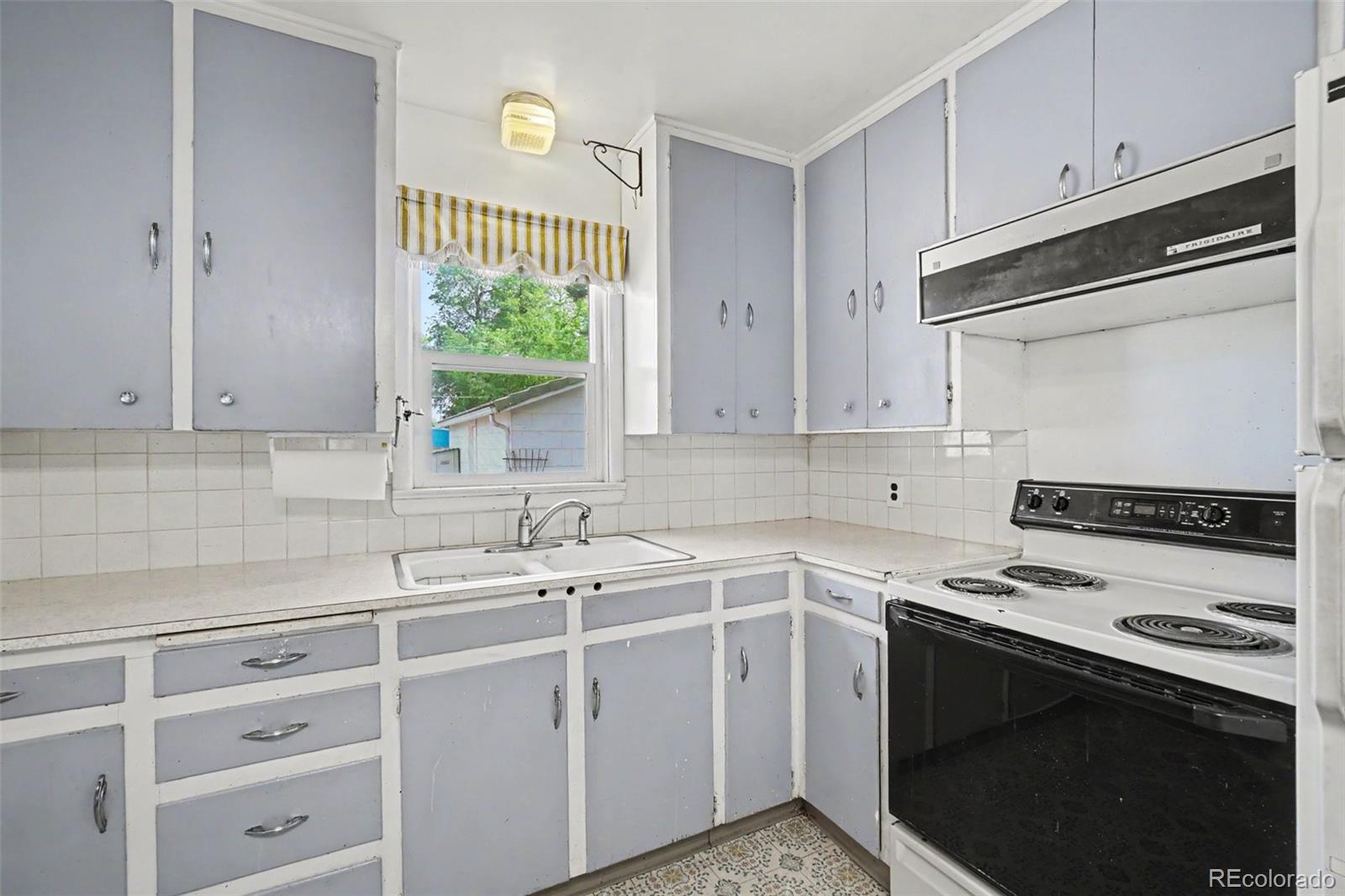 MLS Image #10 for 1310  strong street,brighton, Colorado