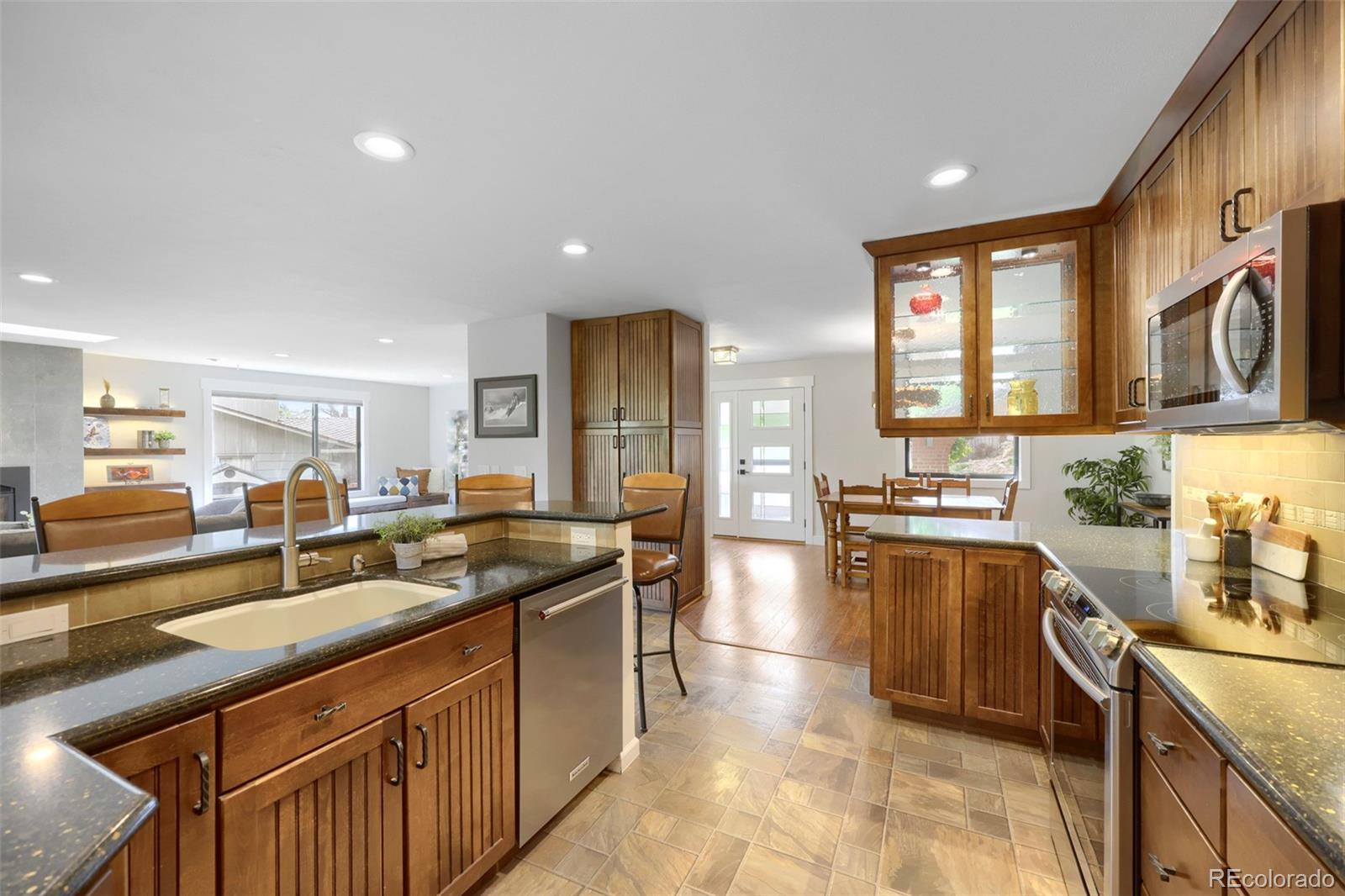 MLS Image #9 for 2578 s dover way,lakewood, Colorado