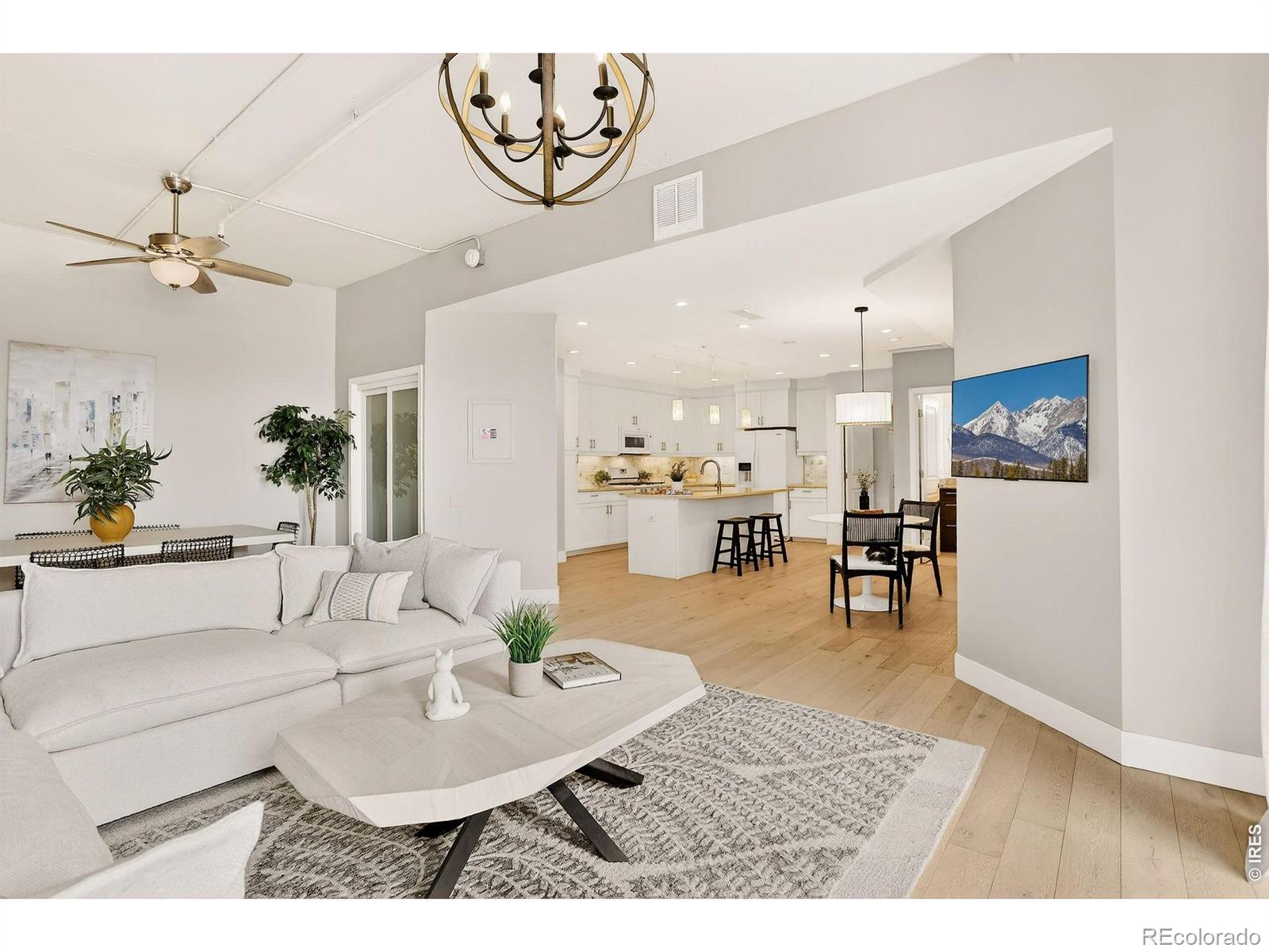 MLS Image #12 for 3301  arapahoe avenue,boulder, Colorado