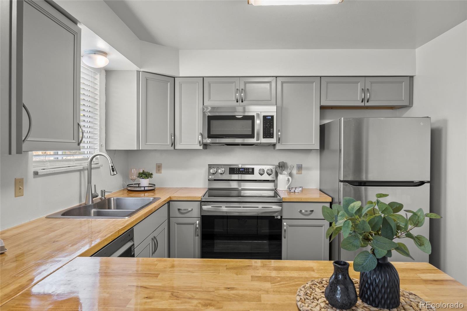 MLS Image #11 for 5269 s pagosa way,centennial, Colorado