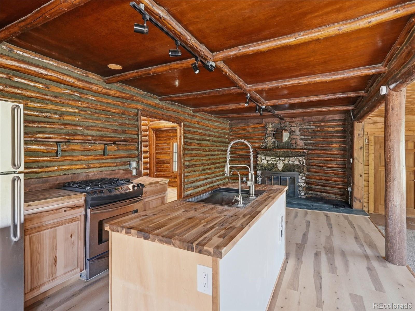 MLS Image #6 for 21628  taos road,indian hills, Colorado
