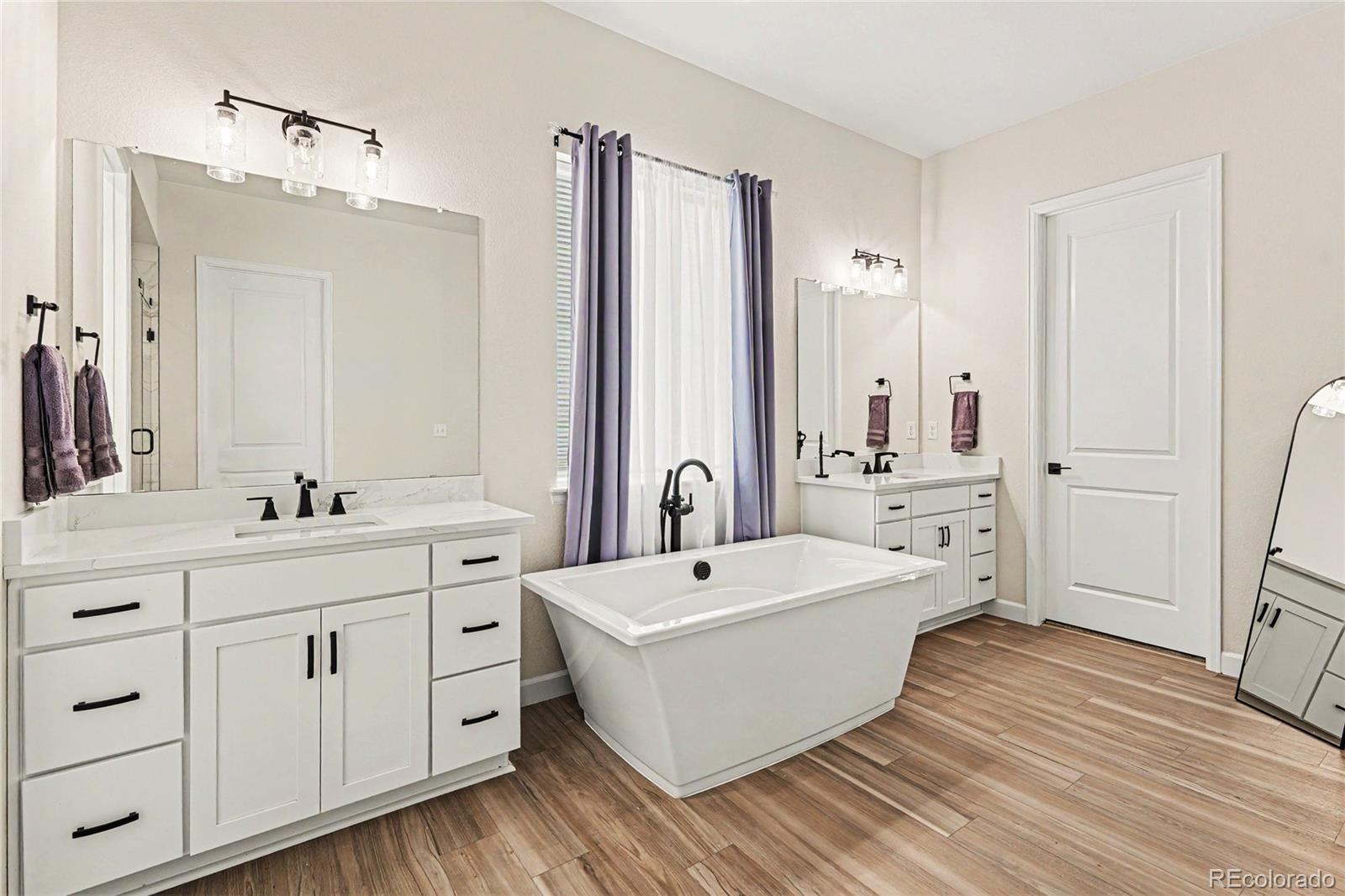 MLS Image #14 for 4044  haleyville court,aurora, Colorado