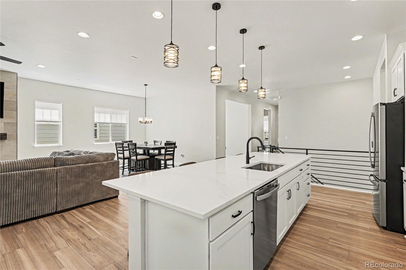 MLS Image #6 for 4044  haleyville court,aurora, Colorado
