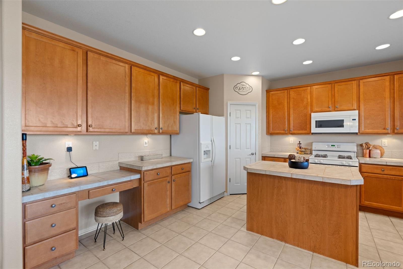 MLS Image #8 for 8740  royal melbourne circle,peyton, Colorado