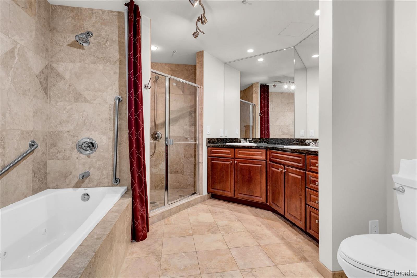 MLS Image #15 for 925 n lincoln street,denver, Colorado