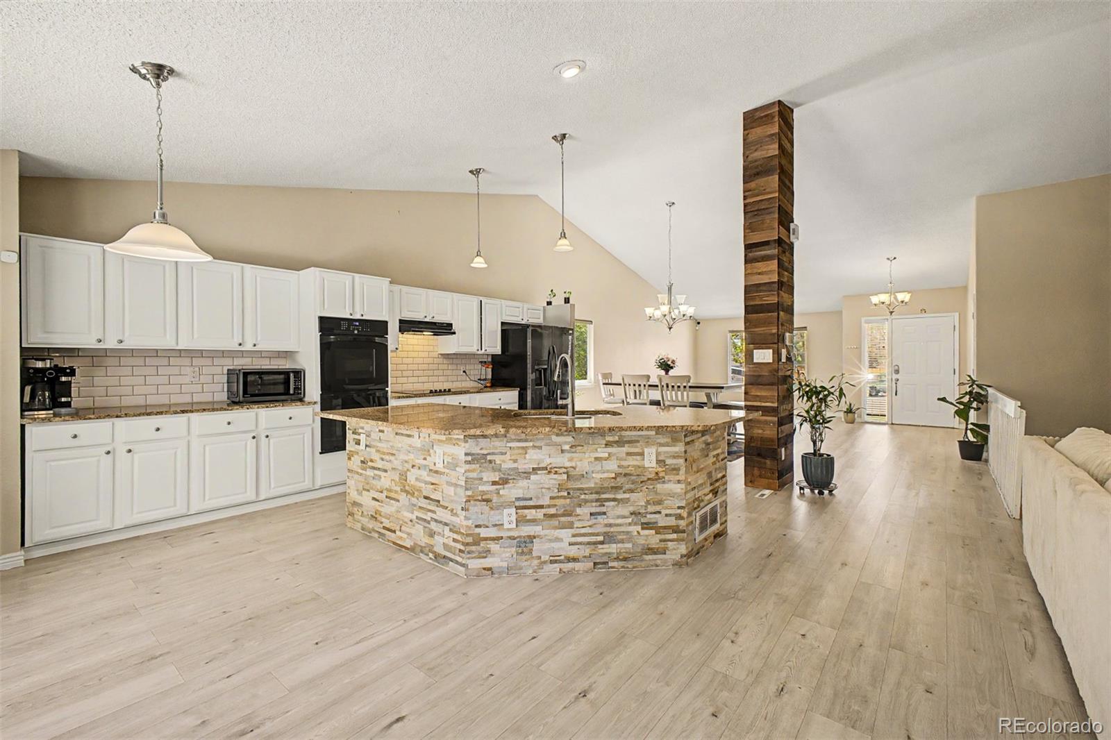 MLS Image #2 for 13122  summit grove parkway,thornton, Colorado