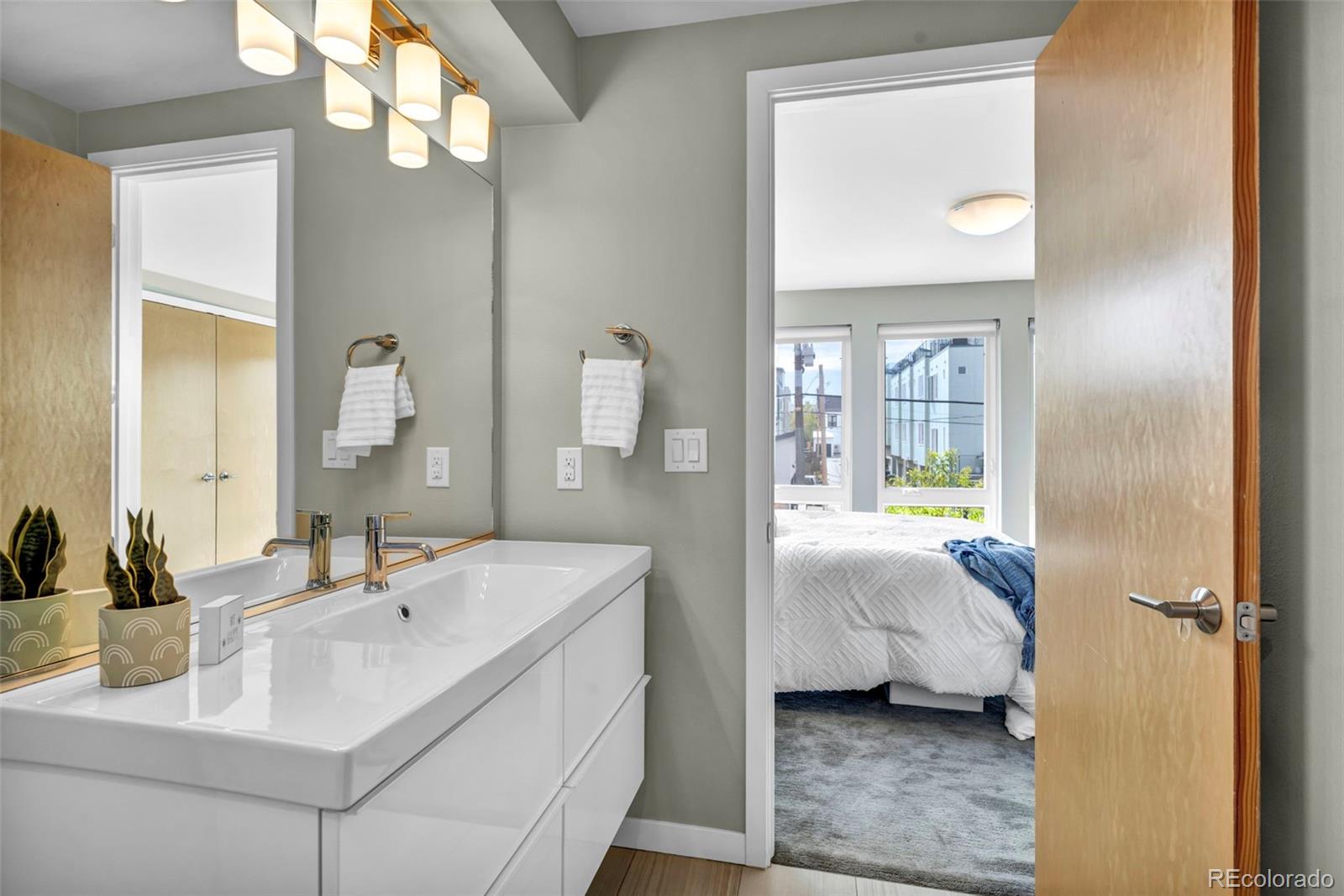 MLS Image #20 for 3227 w 20th avenue,denver, Colorado