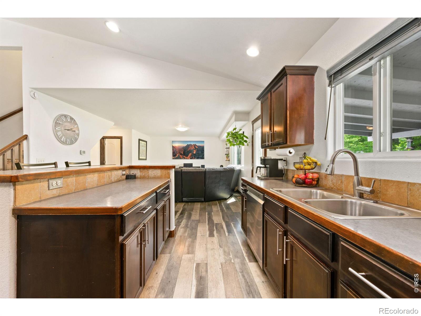 MLS Image #6 for 875  mount massive street,berthoud, Colorado