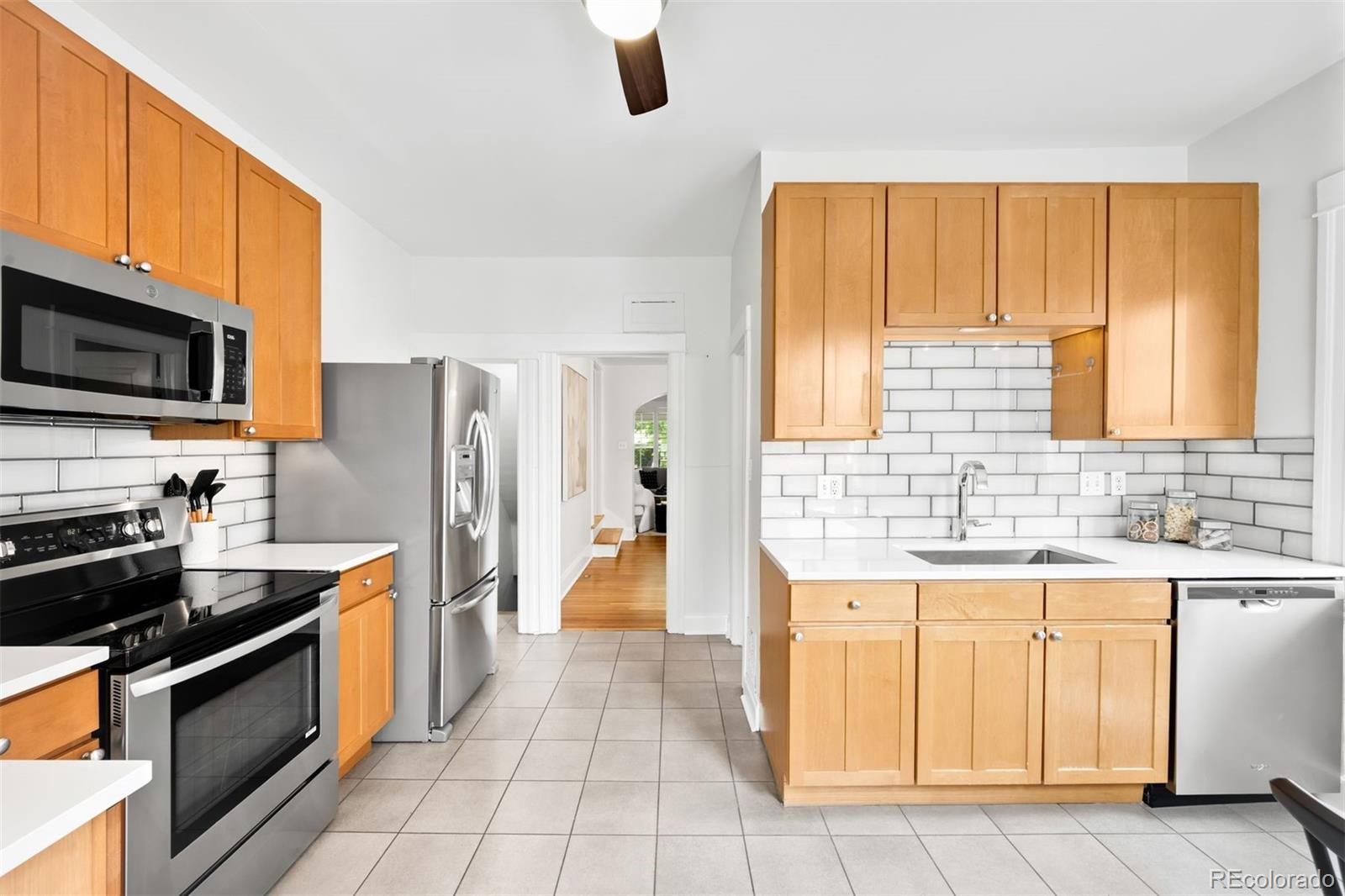MLS Image #10 for 544 n pearl street,denver, Colorado