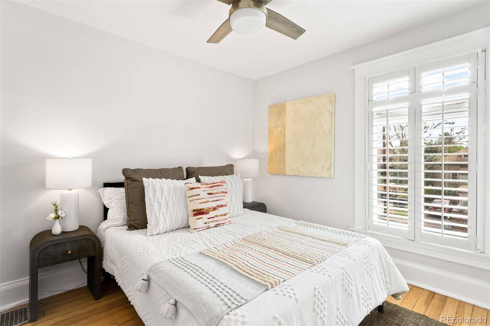 MLS Image #12 for 544 n pearl street,denver, Colorado