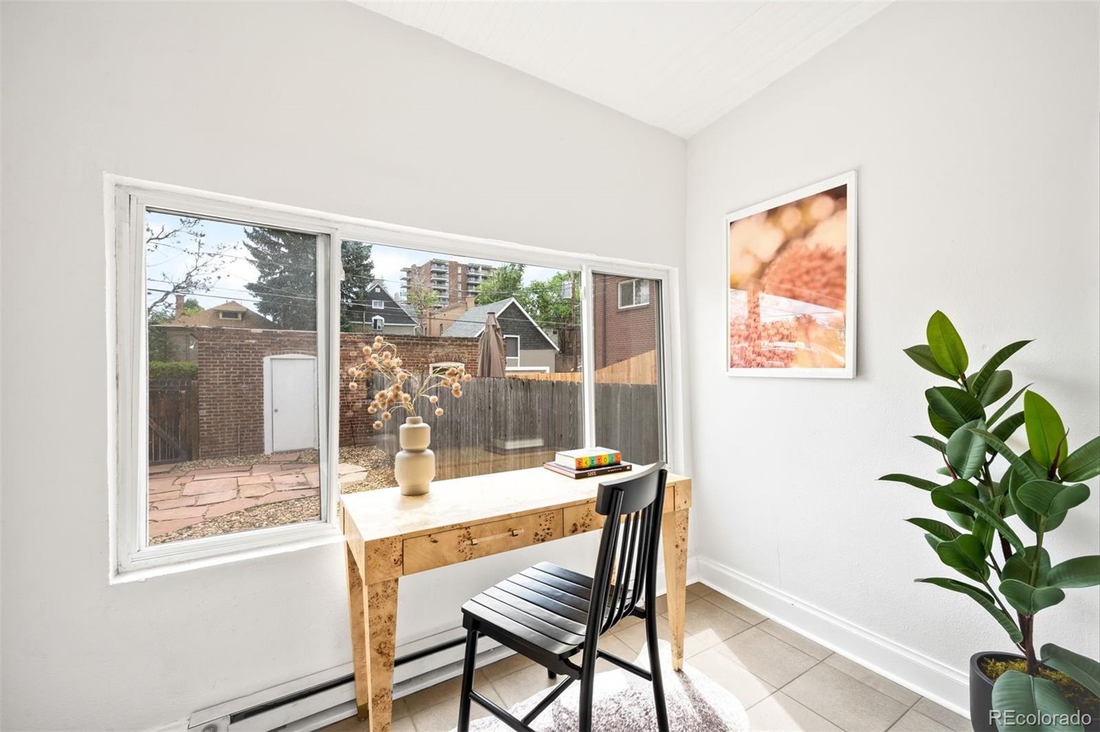MLS Image #7 for 544 n pearl street,denver, Colorado