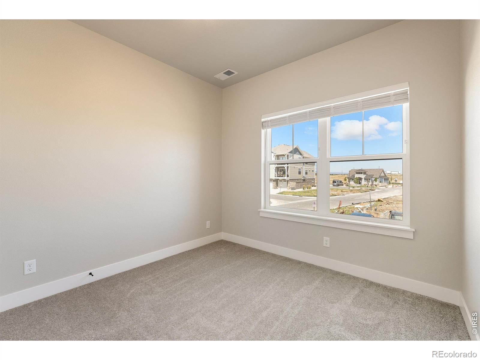 MLS Image #11 for 4260  vulcan creek drive,loveland, Colorado