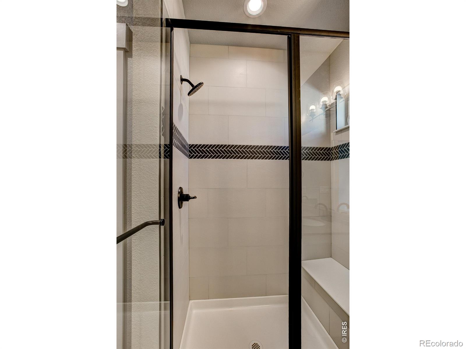 MLS Image #14 for 214  high point drive,longmont, Colorado