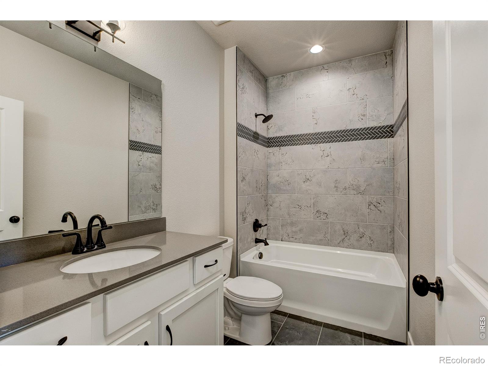 MLS Image #22 for 214  high point drive,longmont, Colorado