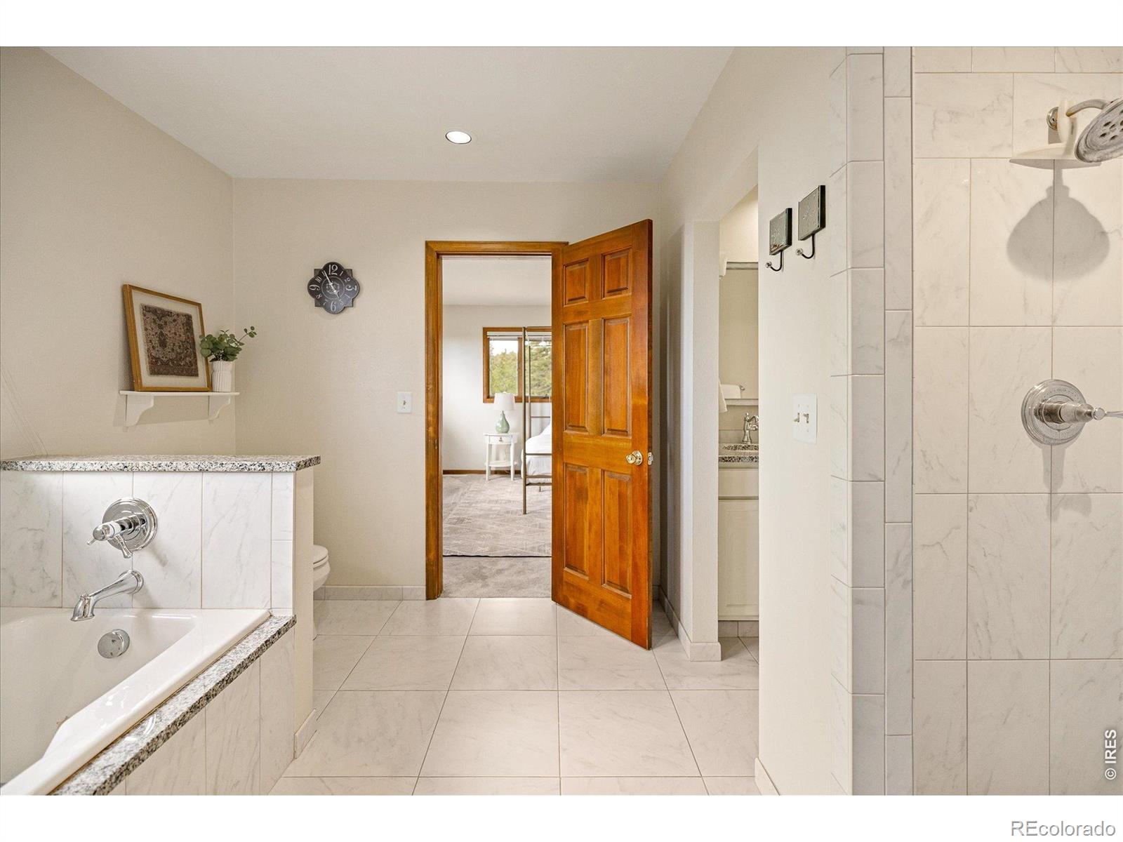 MLS Image #18 for 124  deer trail circle,boulder, Colorado