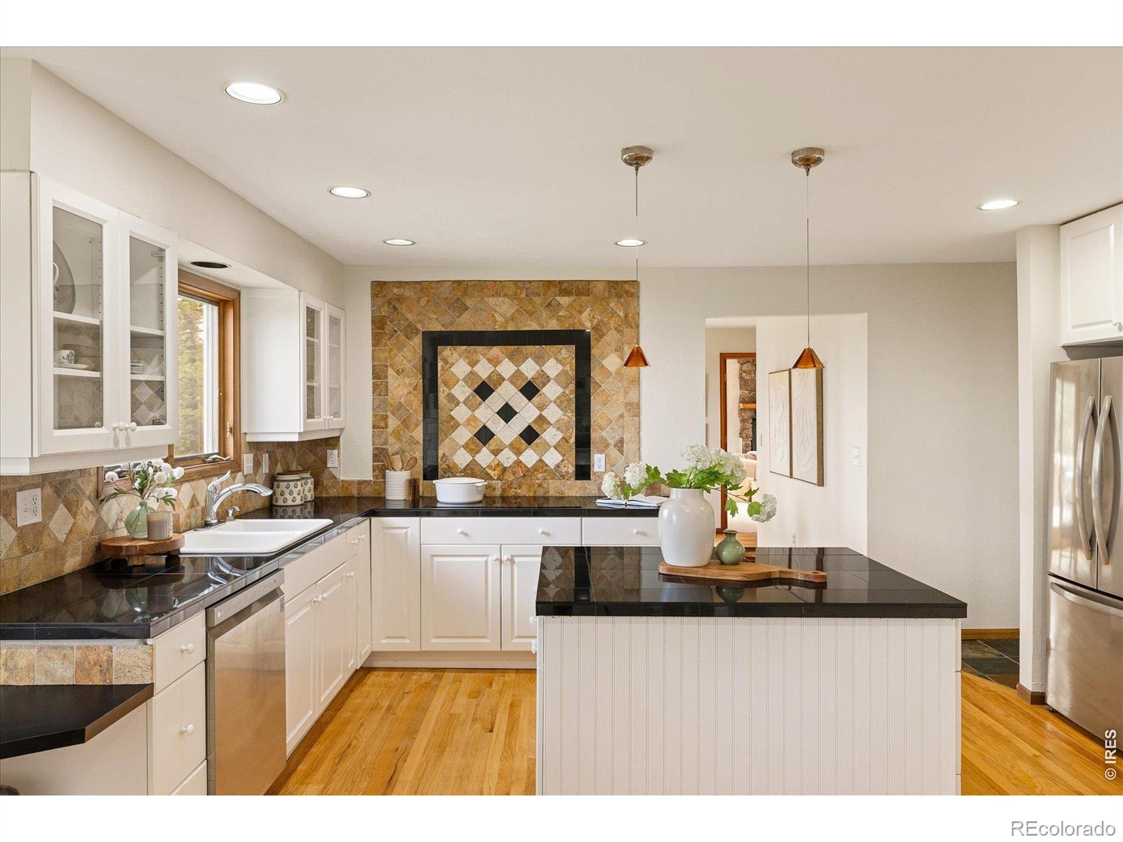 MLS Image #9 for 124  deer trail circle,boulder, Colorado