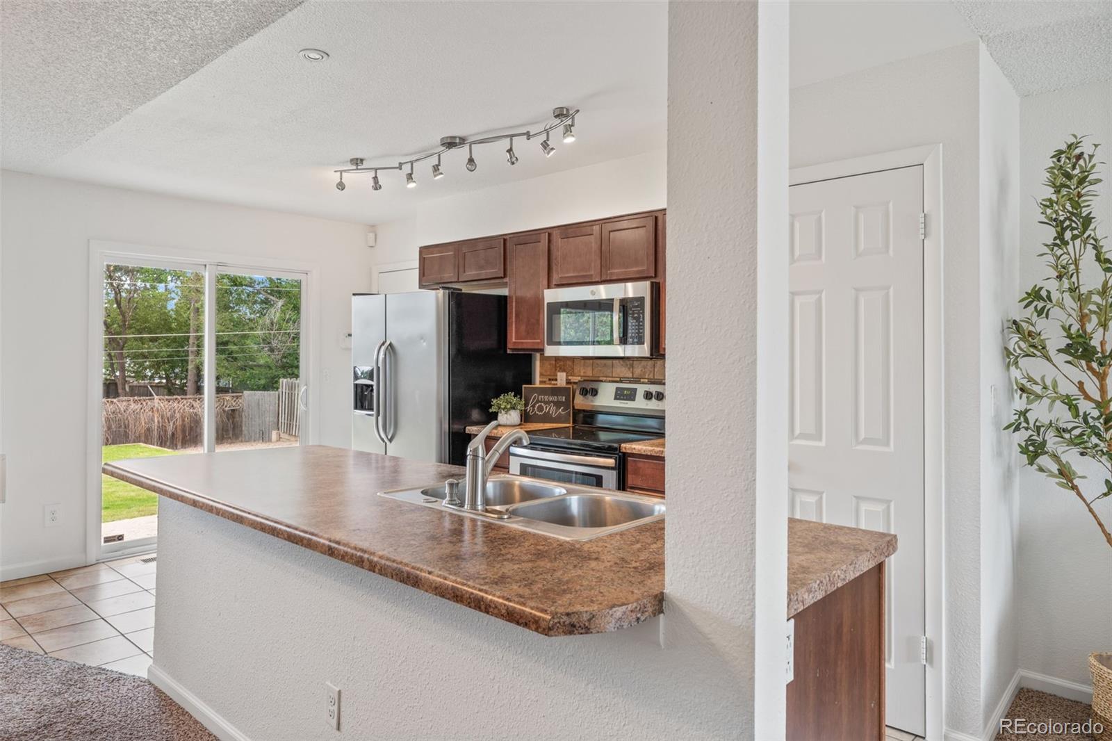 MLS Image #11 for 1615  baylor drive,colorado springs, Colorado