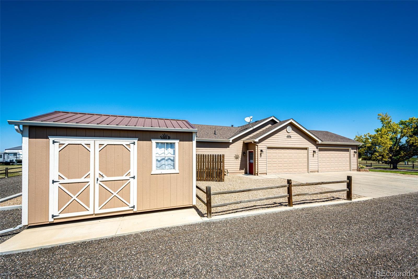 MLS Image #42 for 859  shoshone street,strasburg, Colorado