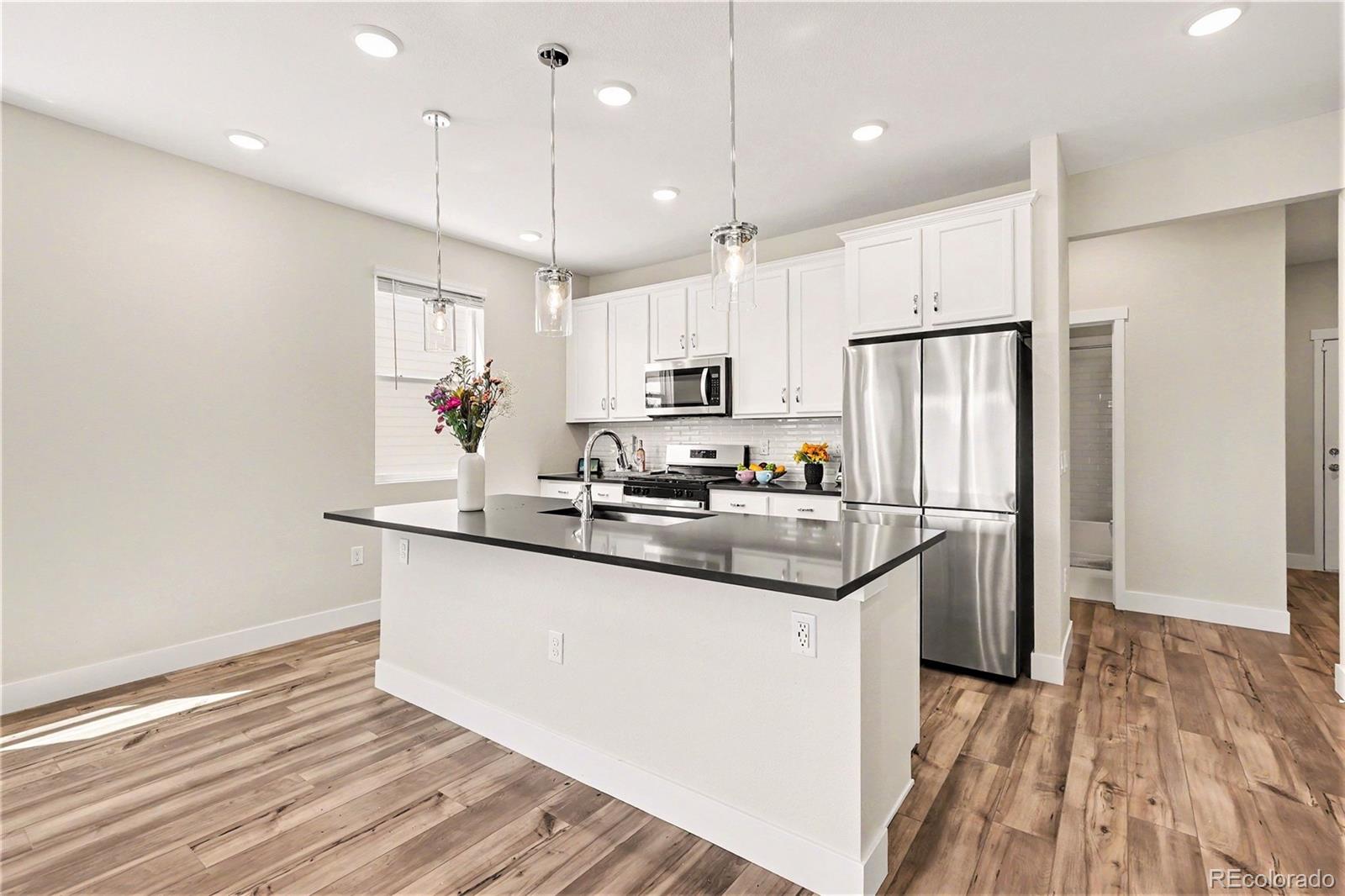 MLS Image #6 for 6874  zuni court,denver, Colorado