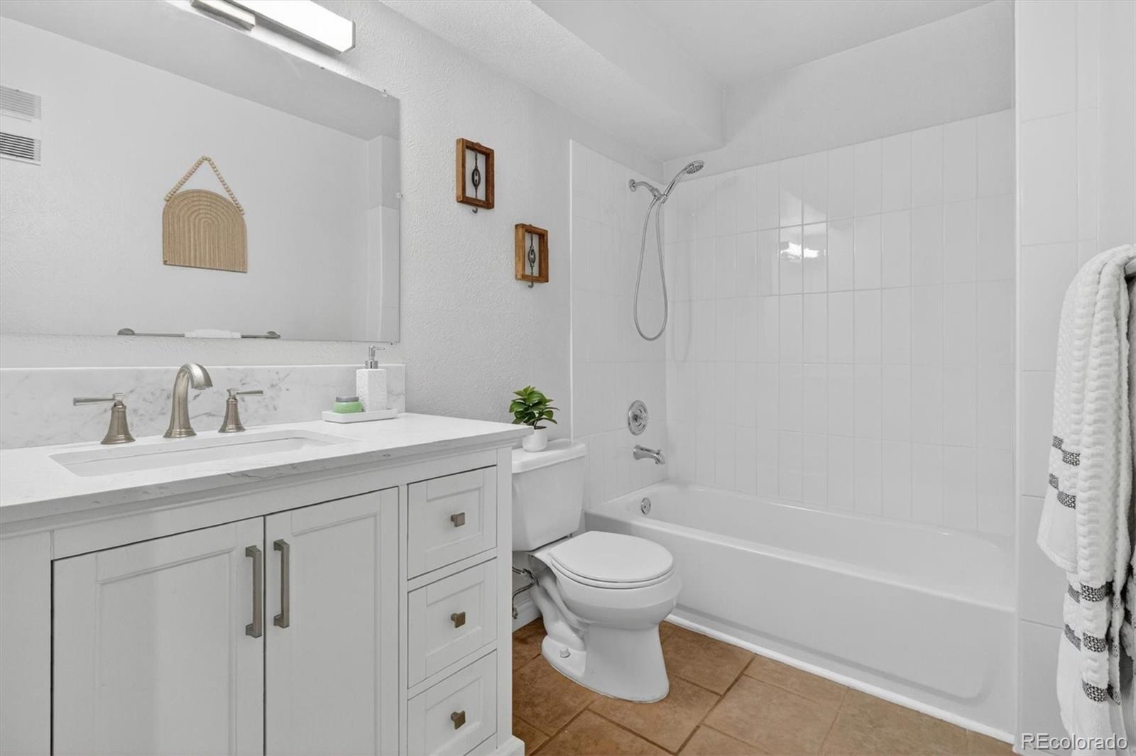 MLS Image #24 for 10150 e virginia avenue 19-102,denver, Colorado