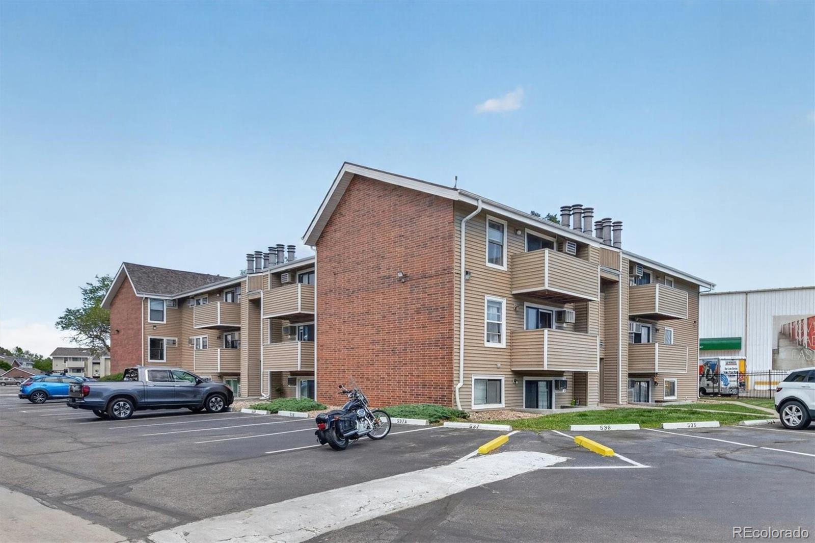 MLS Image #4 for 10150 e virginia avenue 19-102,denver, Colorado