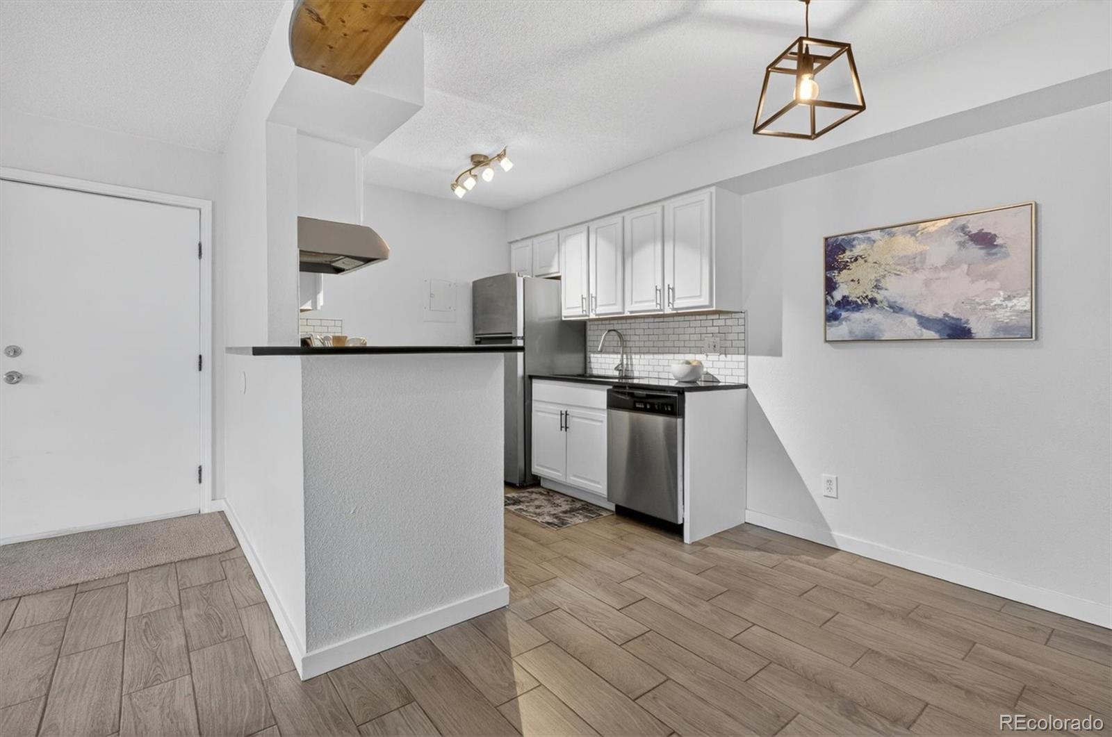 MLS Image #5 for 10150 e virginia avenue 19-102,denver, Colorado