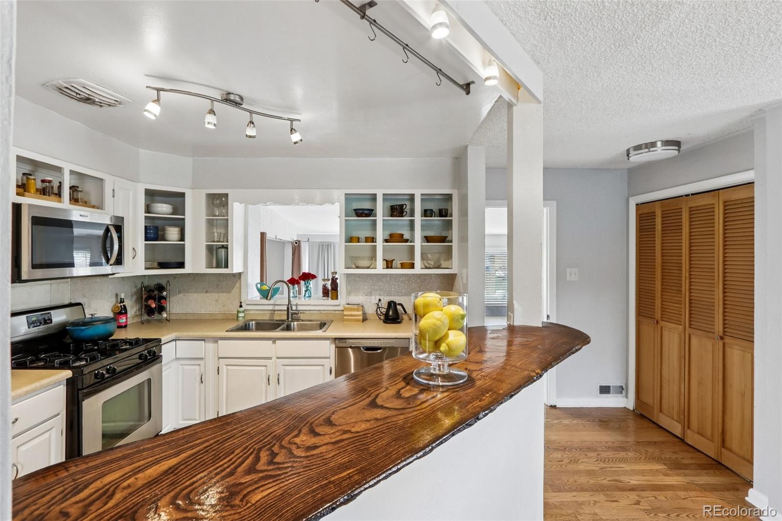 MLS Image #13 for 1694 s wolff street,denver, Colorado
