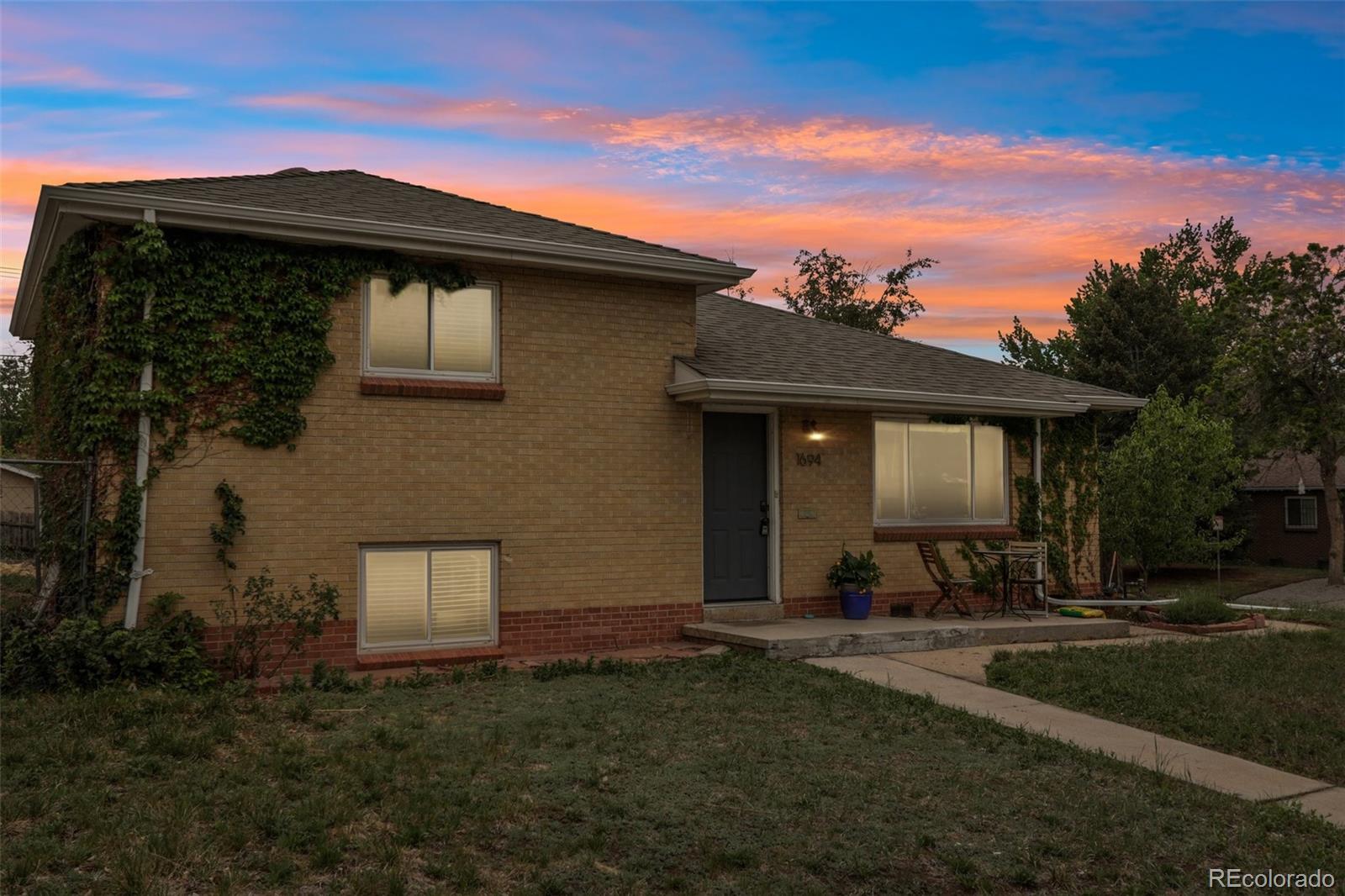 MLS Image #39 for 1694 s wolff street,denver, Colorado