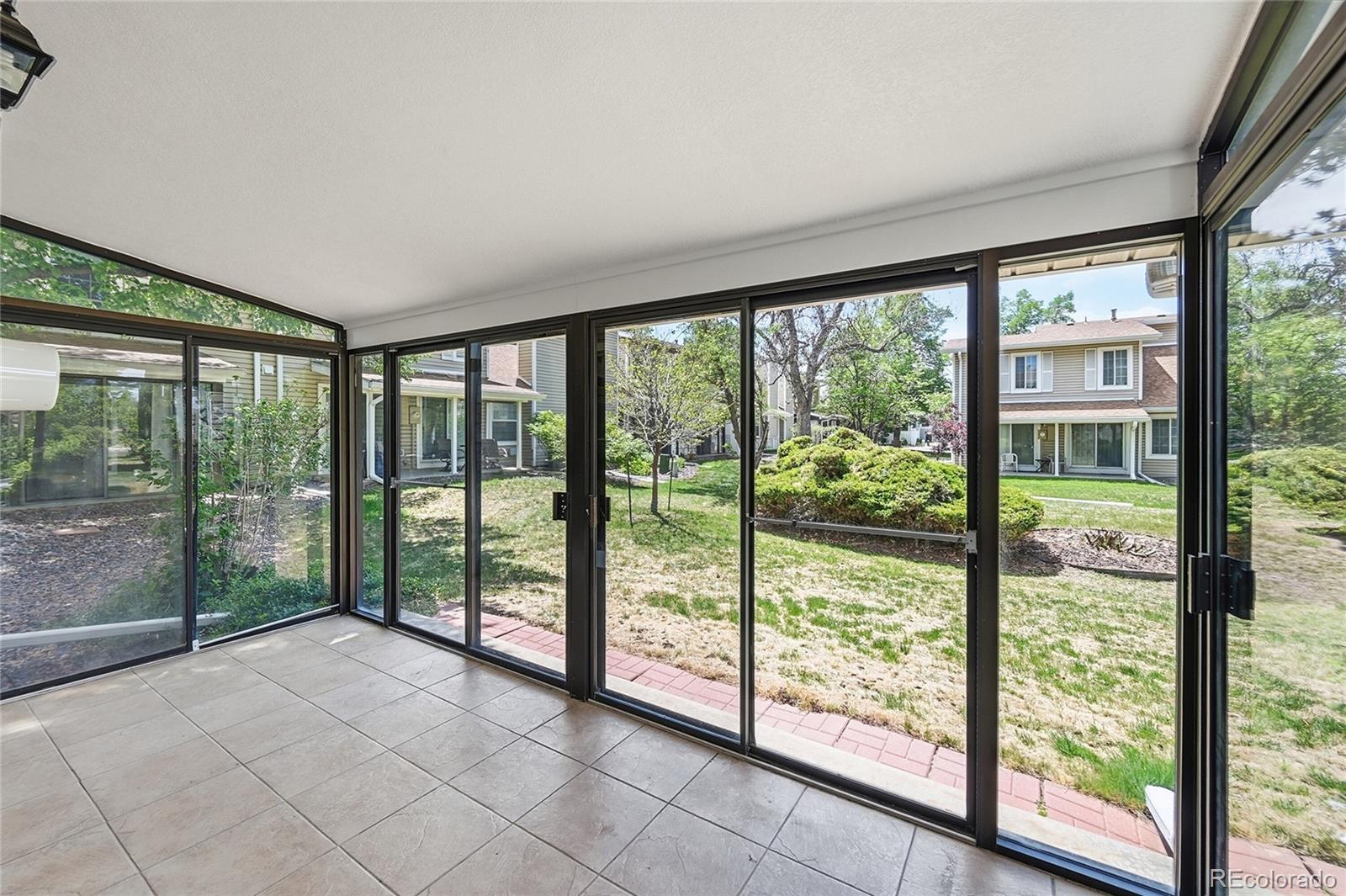 MLS Image #12 for 2770 s heather gardens way,aurora, Colorado