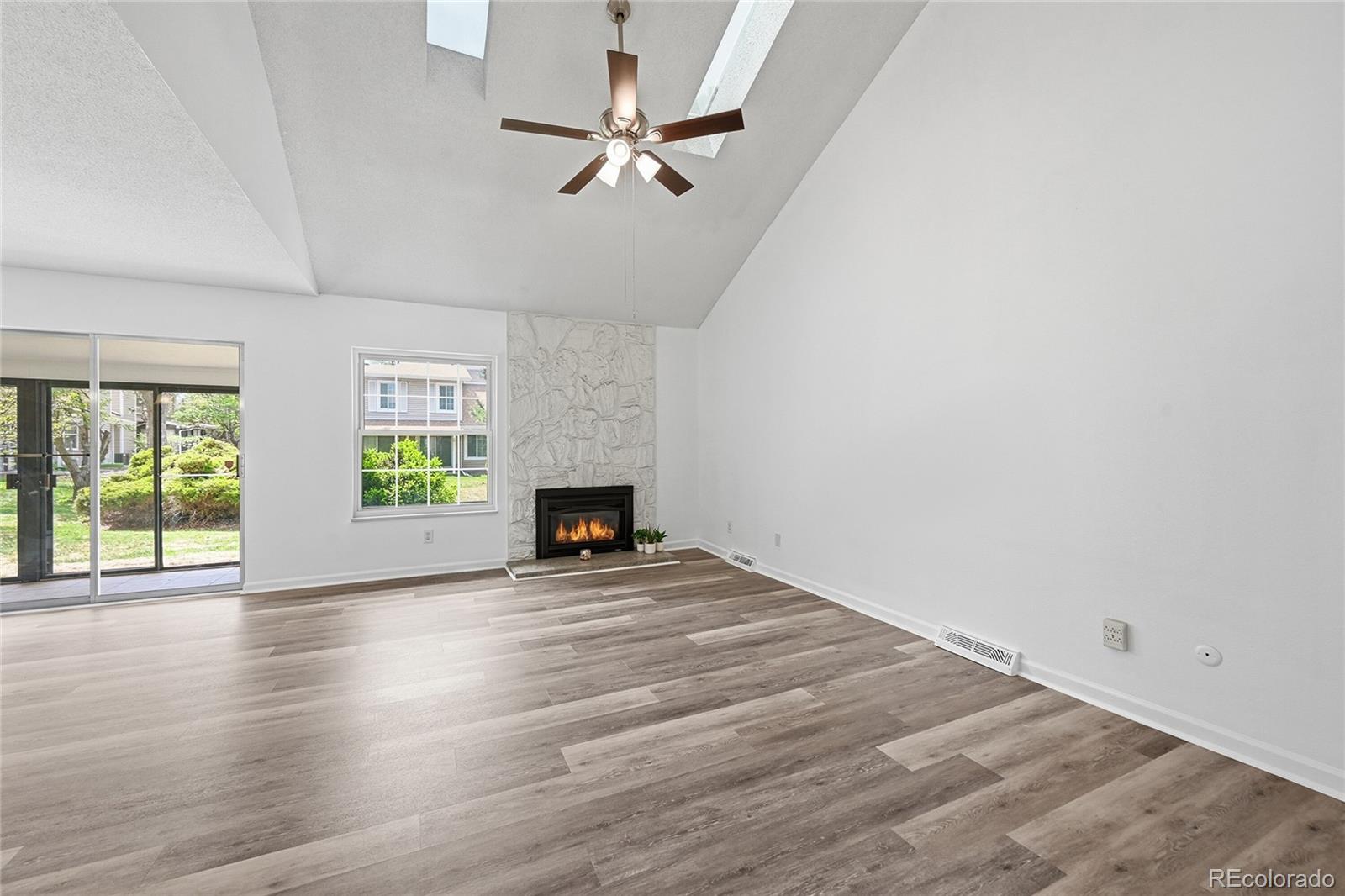 MLS Image #8 for 2770 s heather gardens way,aurora, Colorado