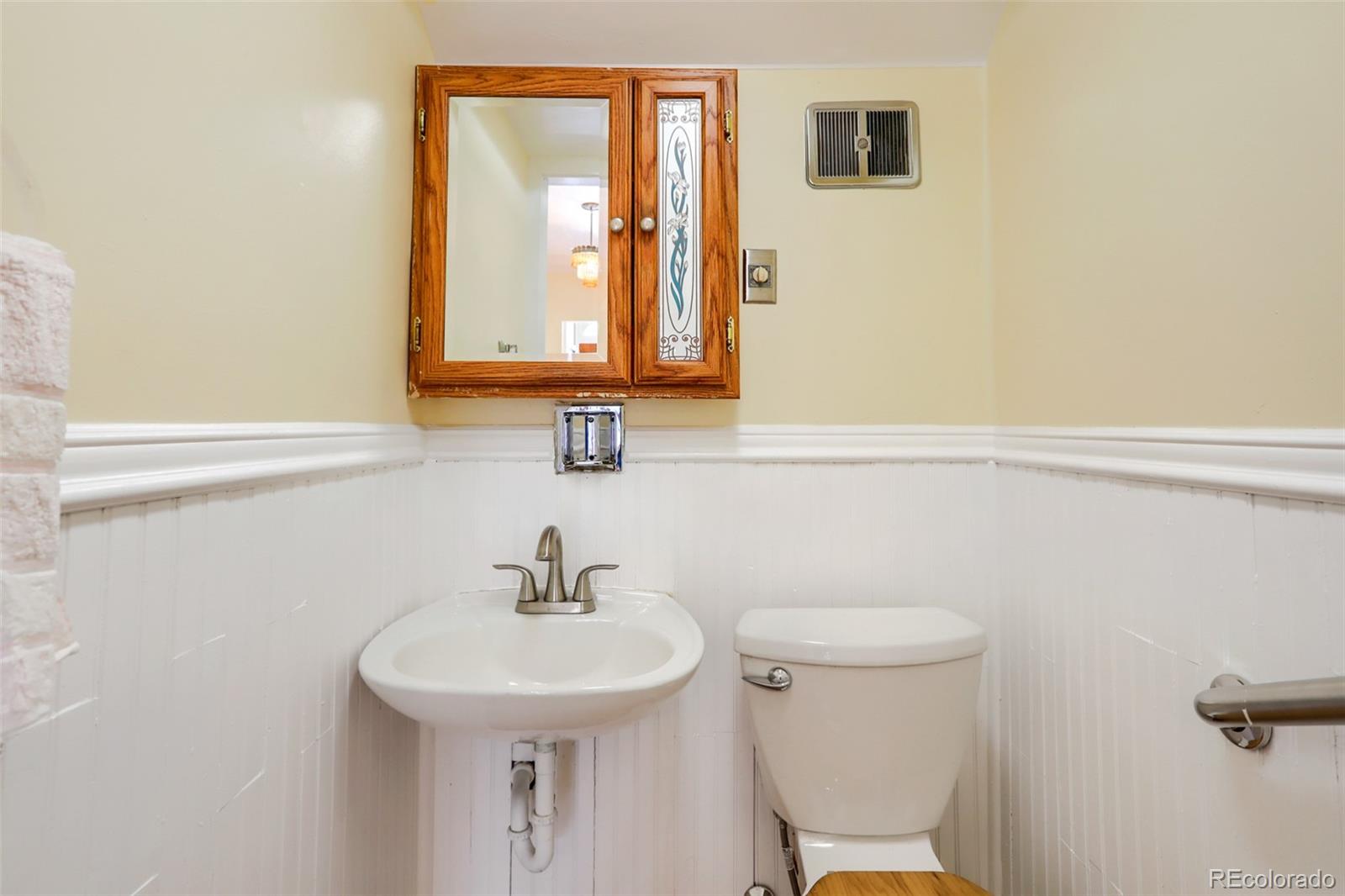 MLS Image #24 for 684 n downing street,denver, Colorado