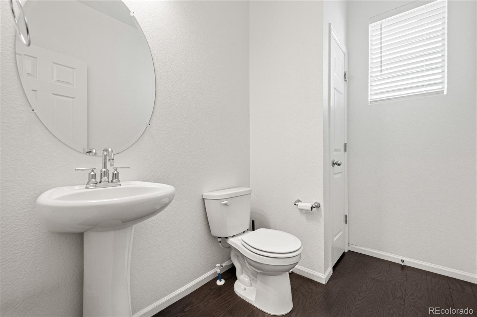 MLS Image #5 for 451 s nucla street,aurora, Colorado