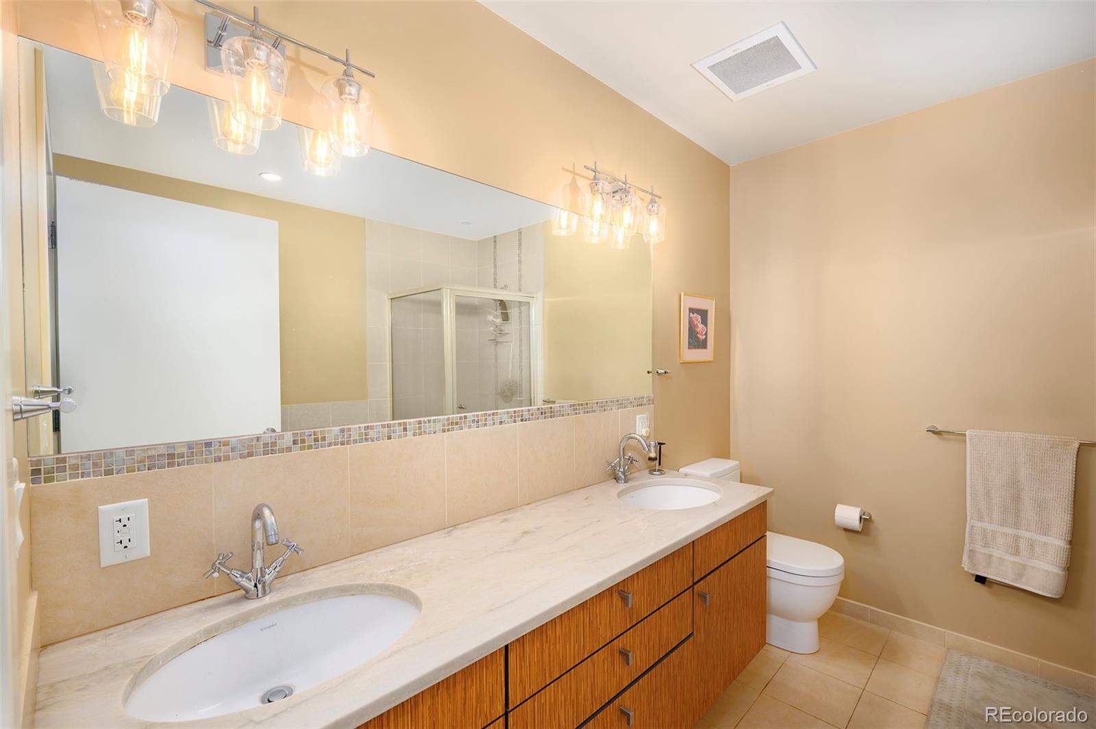 MLS Image #7 for 410  acoma street 203,denver, Colorado