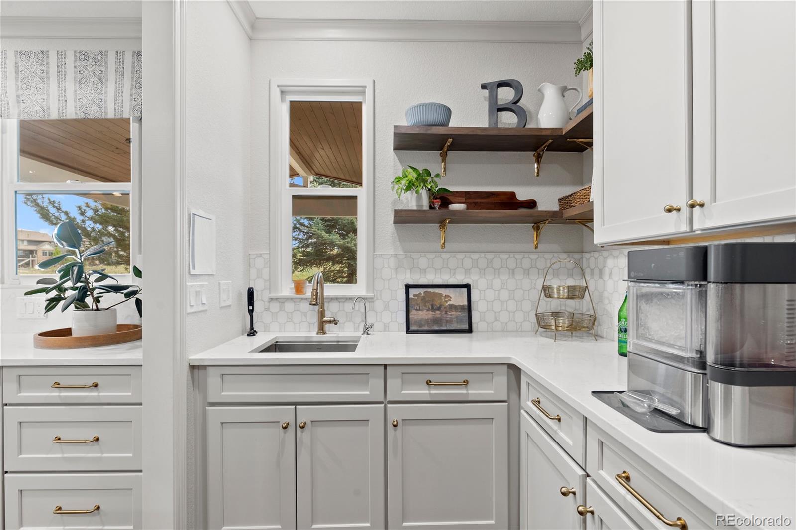 MLS Image #15 for 10660  weathersfield court,highlands ranch, Colorado