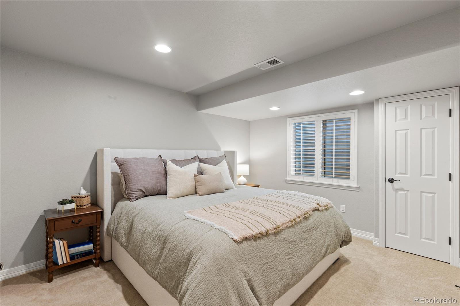 MLS Image #41 for 10660  weathersfield court,highlands ranch, Colorado