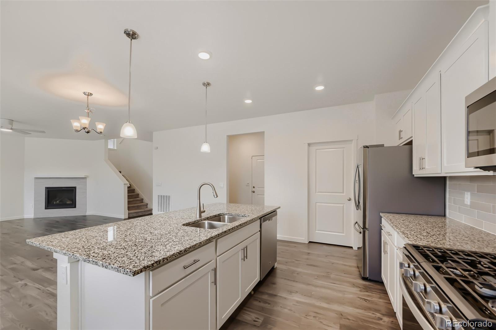 MLS Image #9 for 13376  willow street,thornton, Colorado