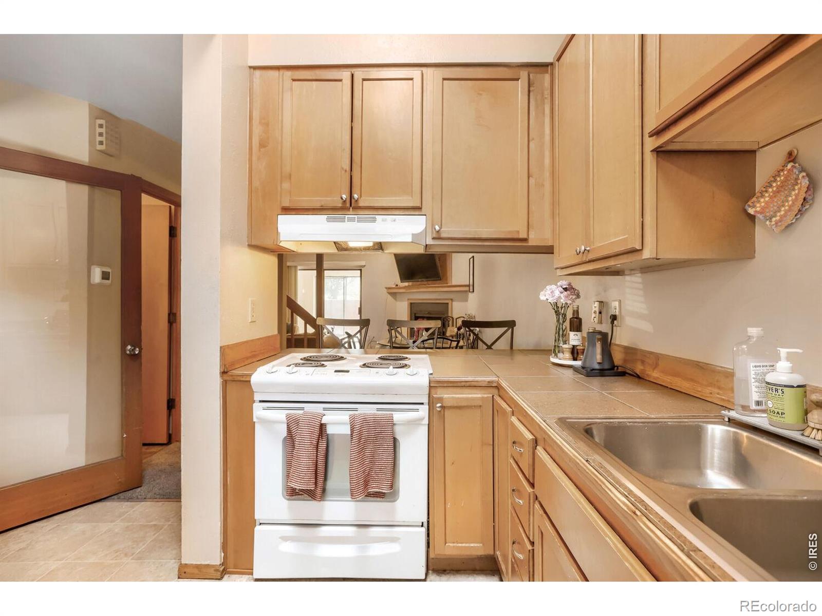 MLS Image #17 for 3131  bell drive,boulder, Colorado