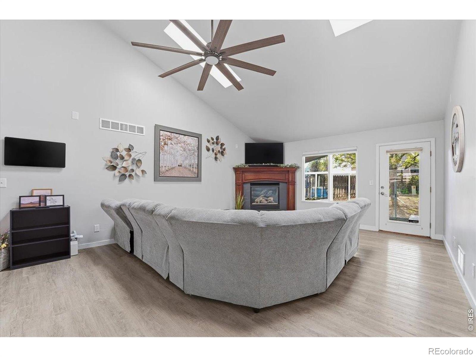 MLS Image #3 for 6137  polaris drive,fort collins, Colorado