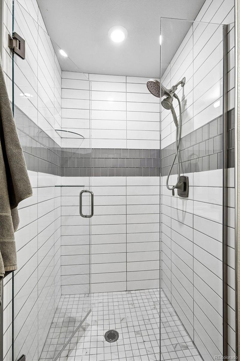 MLS Image #20 for 2061 s milwaukee street,denver, Colorado