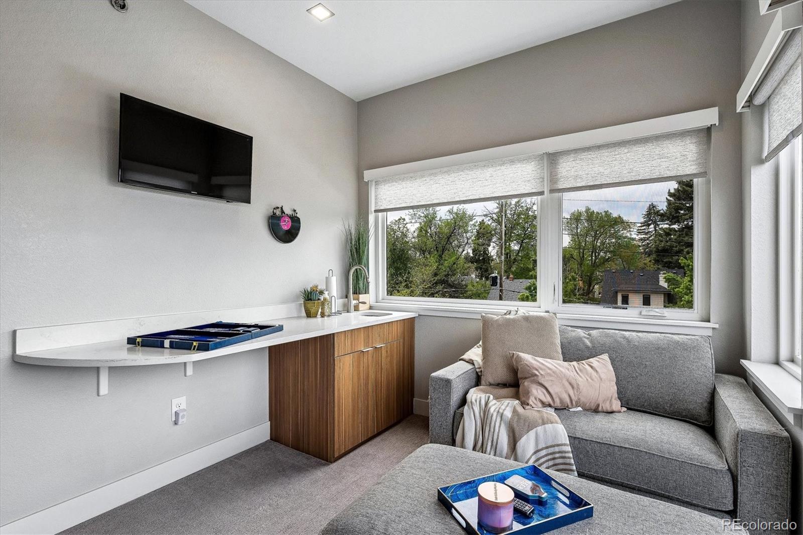 MLS Image #23 for 2061 s milwaukee street,denver, Colorado