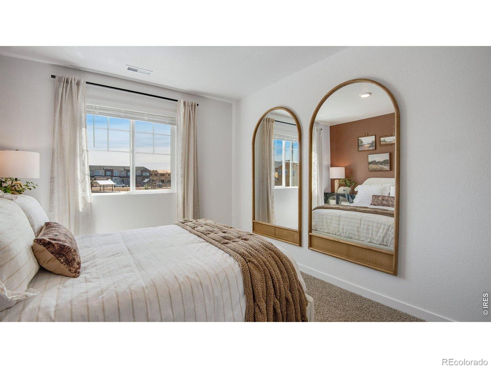 MLS Image #32 for 842  trumpet lane,windsor, Colorado