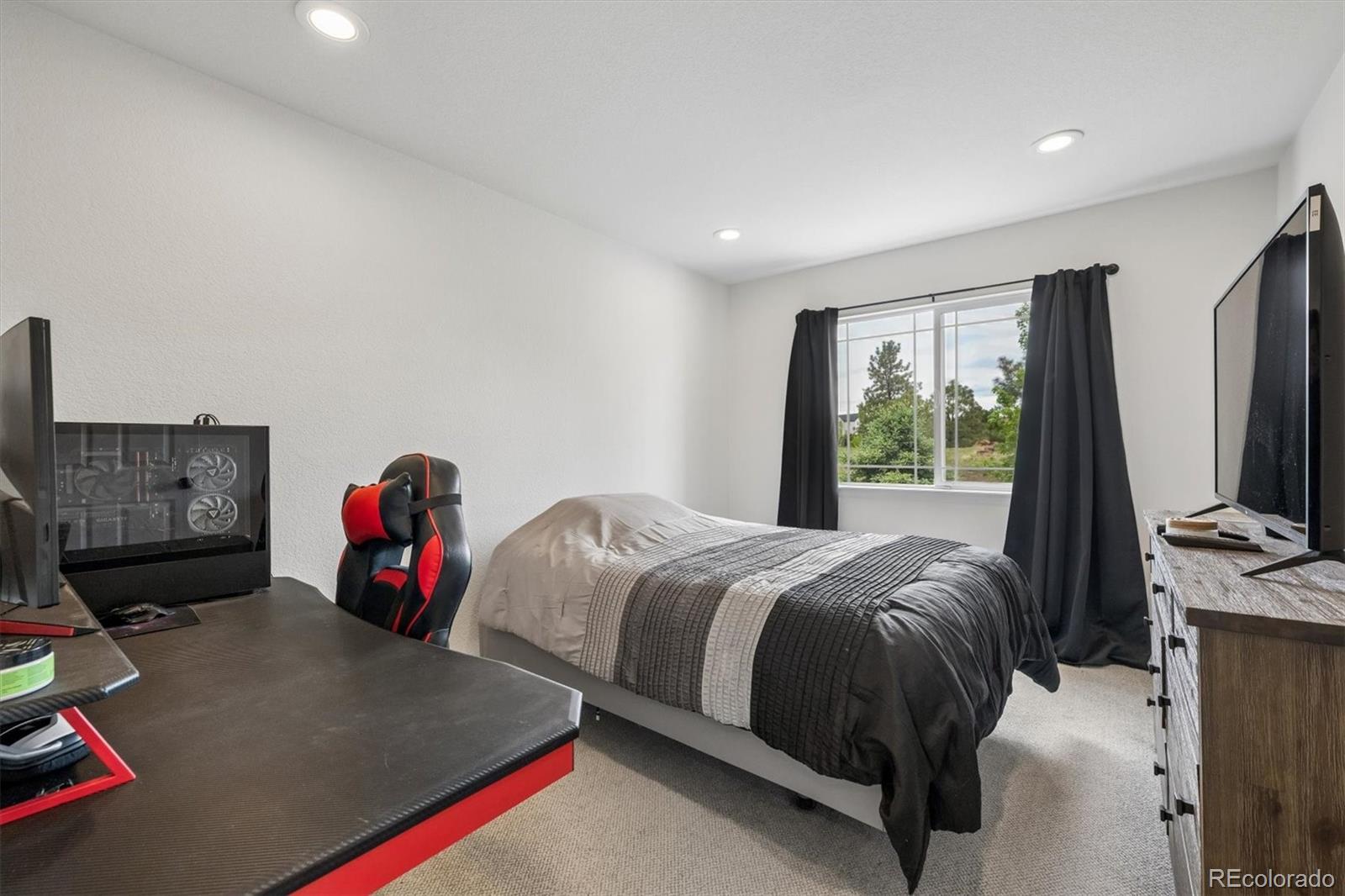 MLS Image #16 for 23520 e portland way,aurora, Colorado