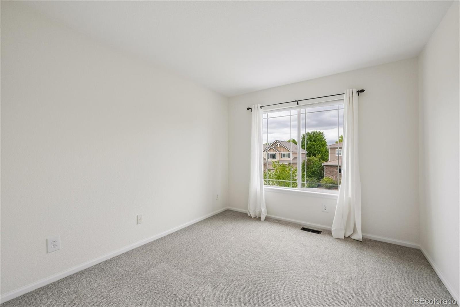 MLS Image #18 for 23520 e portland way,aurora, Colorado