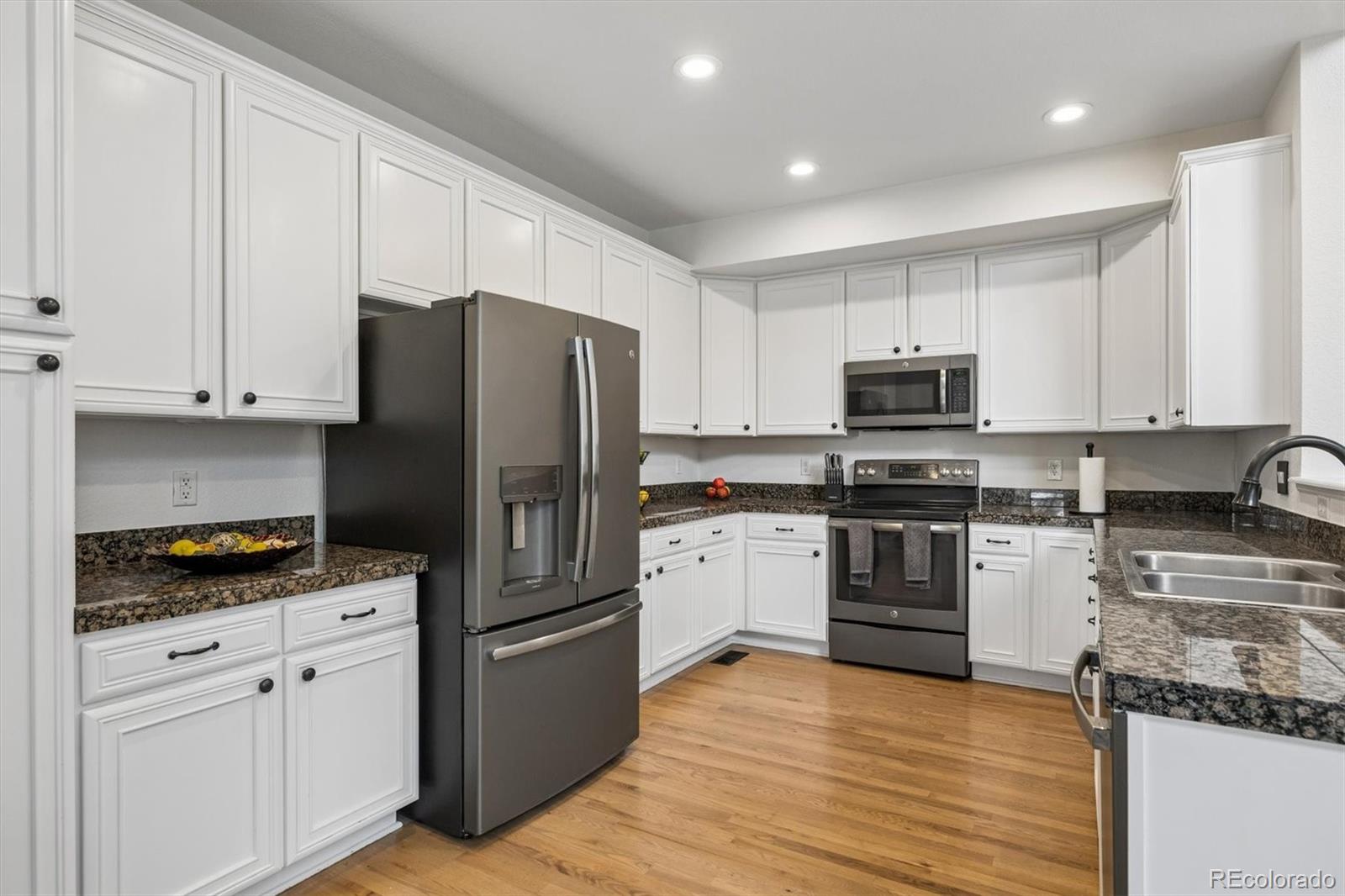 MLS Image #9 for 23520 e portland way,aurora, Colorado