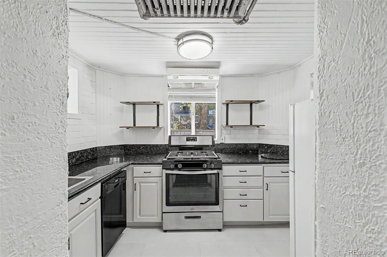 MLS Image #3 for 523 e 12th avenue 10,denver, Colorado