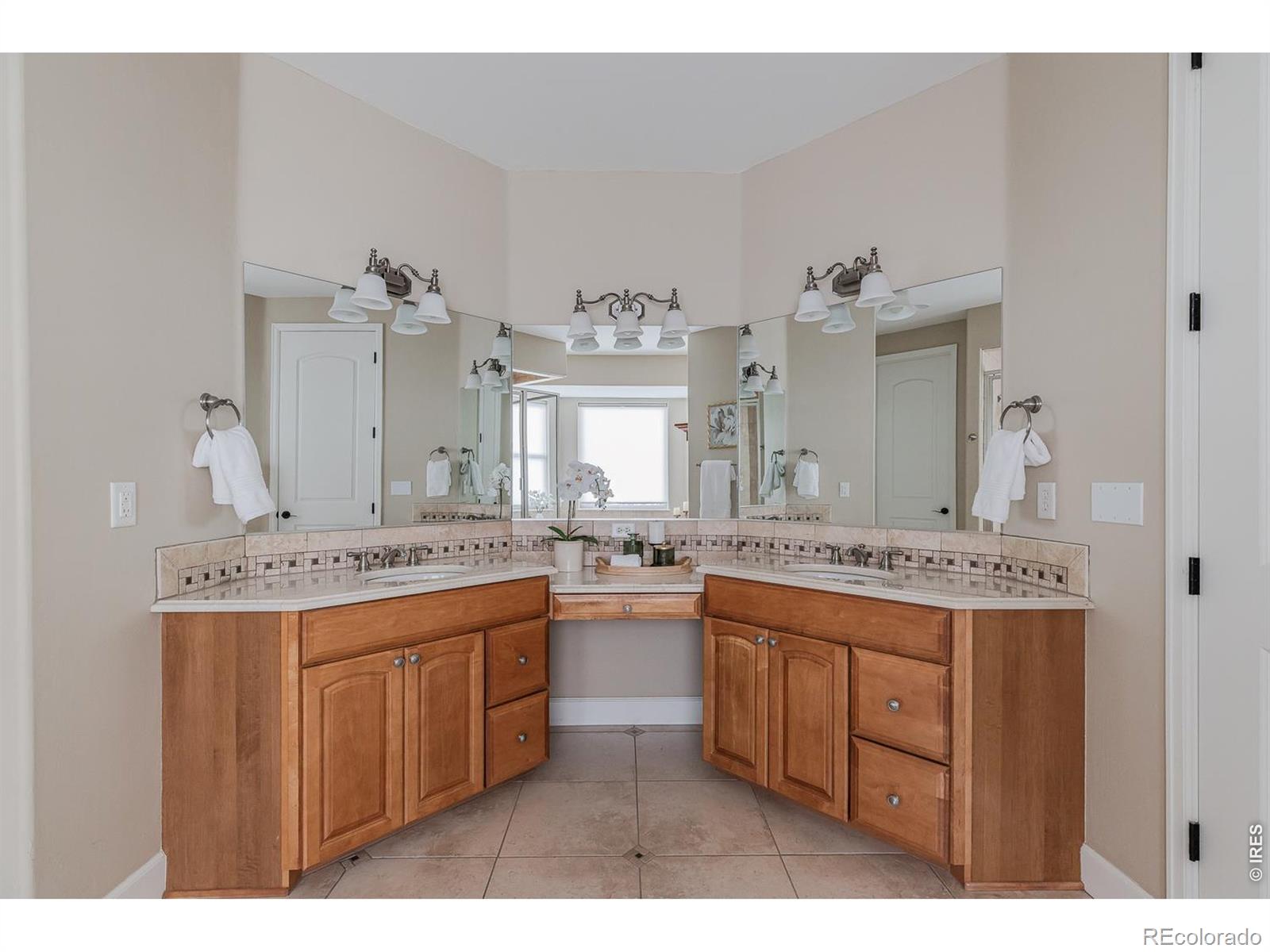 MLS Image #23 for 1341  sweetwater lane,berthoud, Colorado