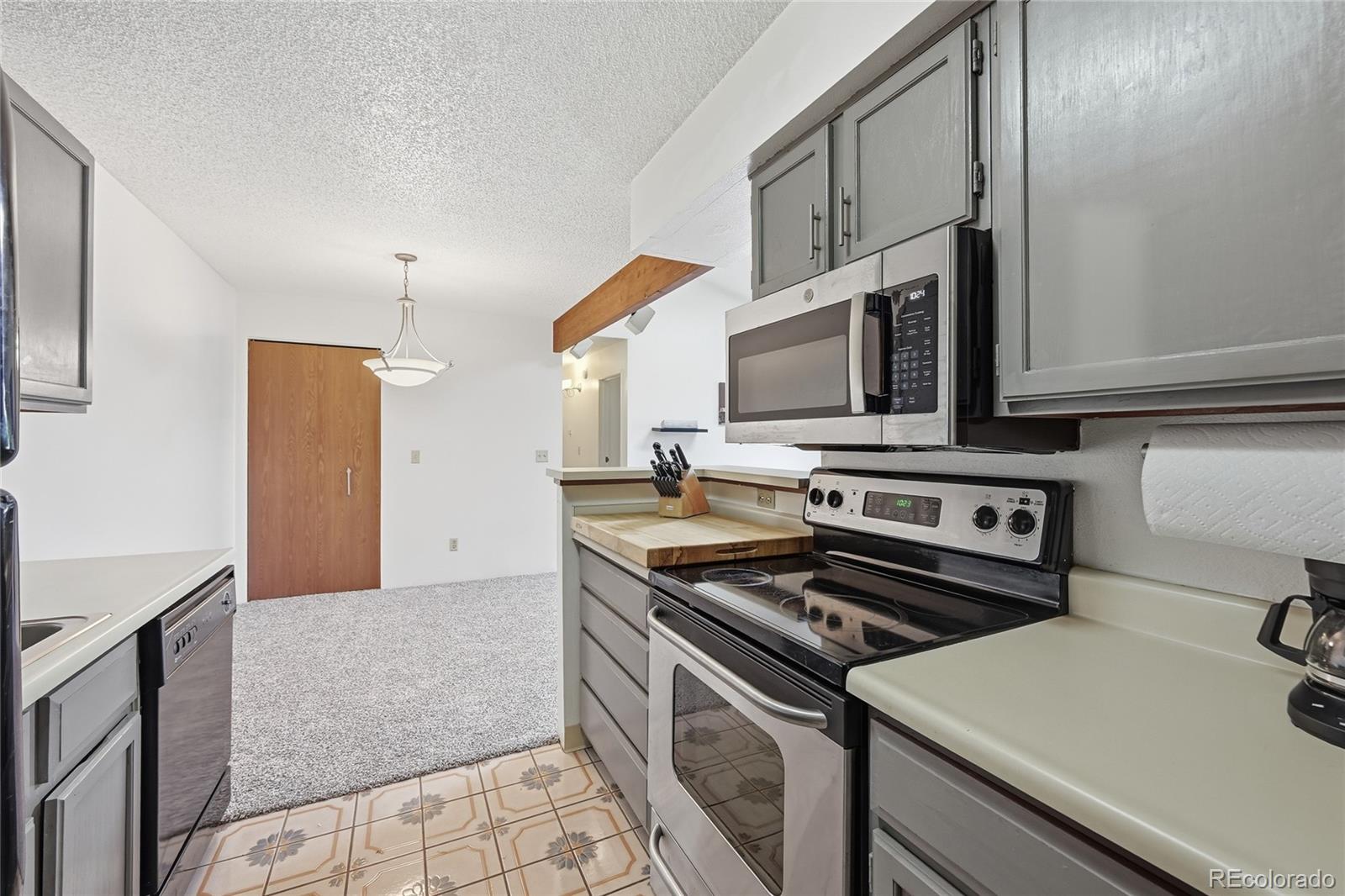 MLS Image #5 for 10150 e virginia avenue 7-305,denver, Colorado