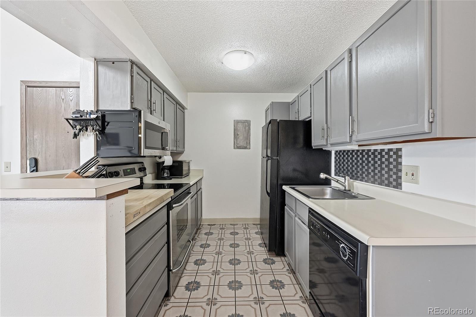 MLS Image #6 for 10150 e virginia avenue 7-305,denver, Colorado