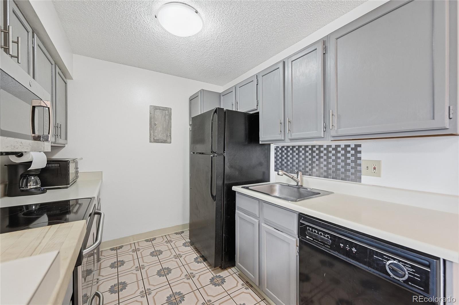 MLS Image #8 for 10150 e virginia avenue 7-305,denver, Colorado