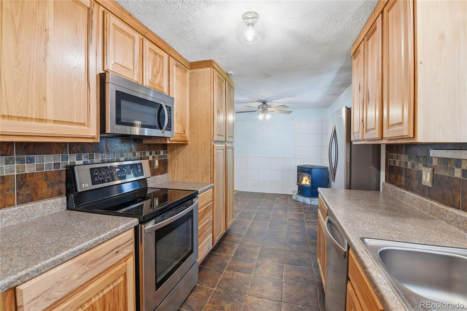 MLS Image #12 for 12120 e center drive,aurora, Colorado